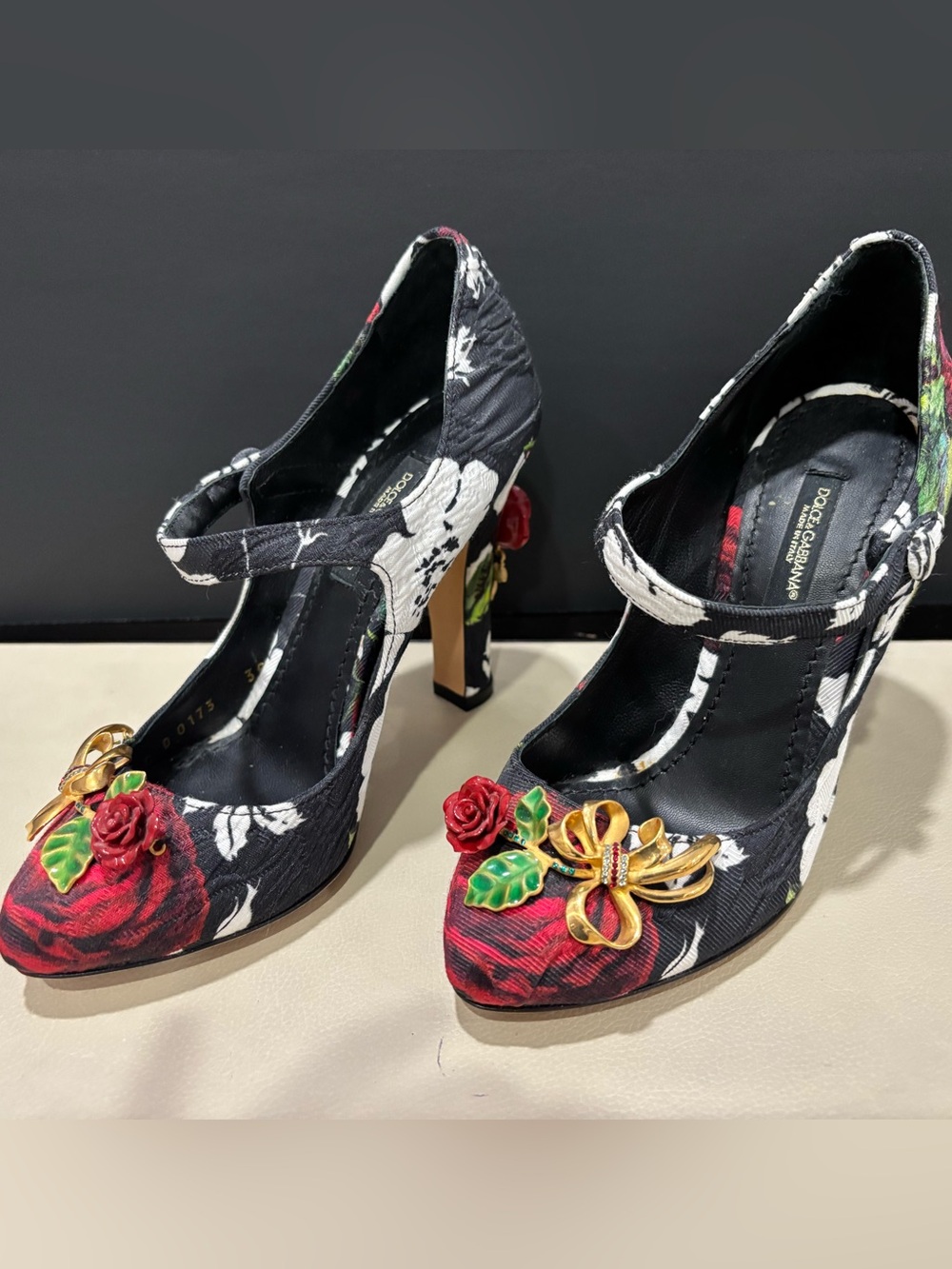 Dolce & Gabbana Black Floral Mary Jane Pumps w/ Rose Jewels, Luxury Wedding Boho
